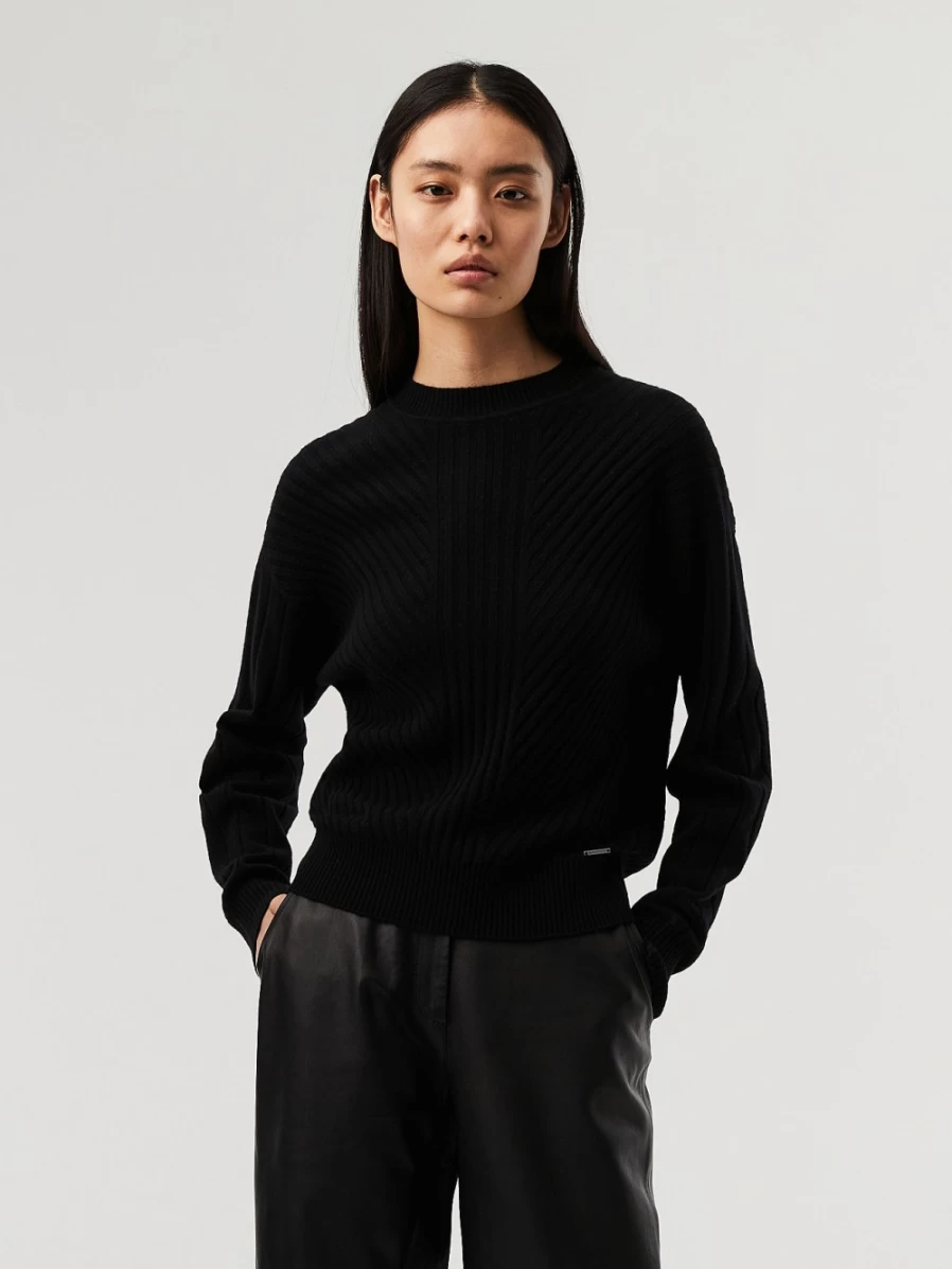 AlphaTauri Women's Black Seamless 3D Knit Cashmere-Blend Crewneck Sweater