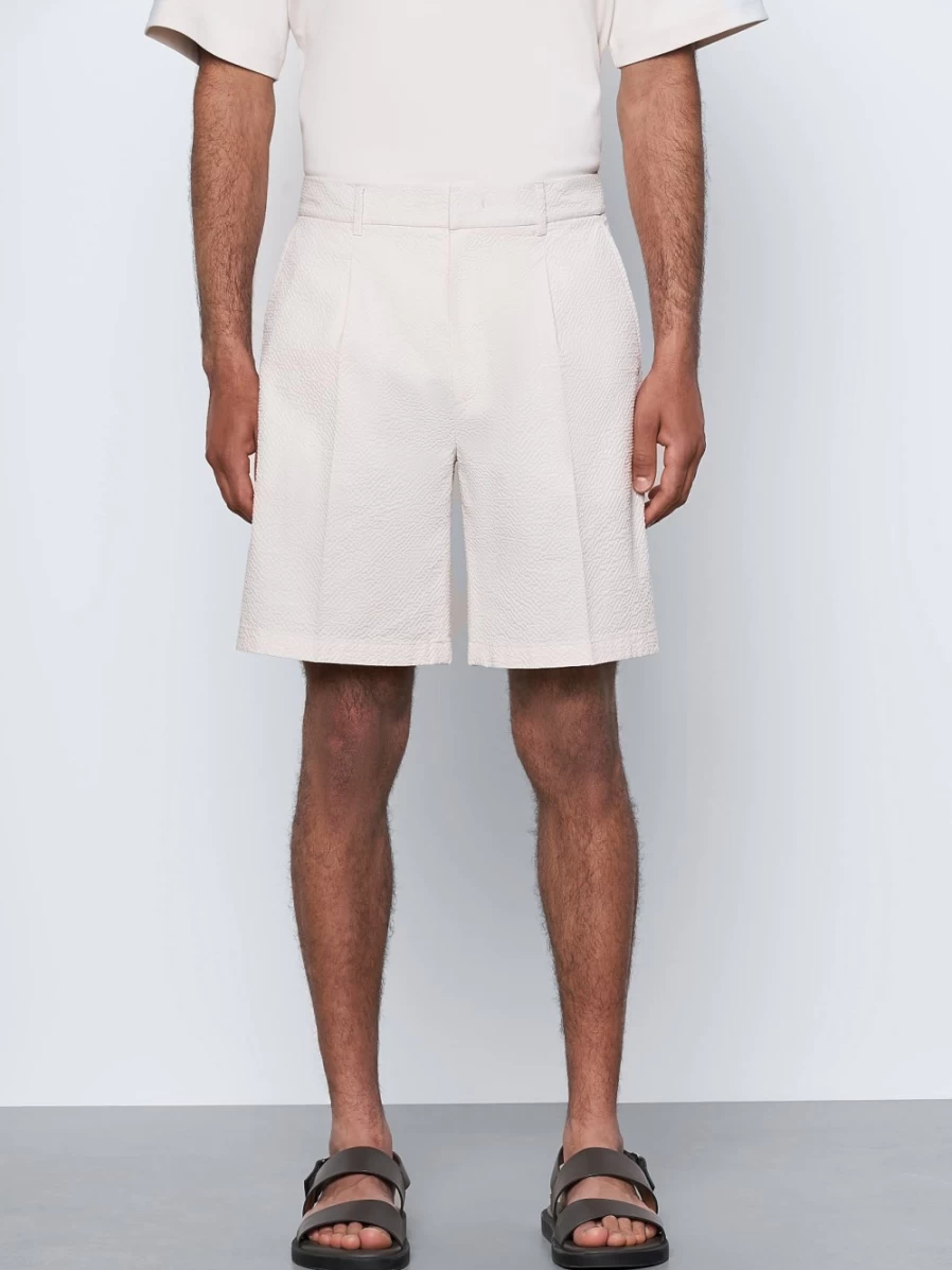 AlphaTauri Men's Off White Seersucker Shorts – Lightweight Summer Casual Shorts