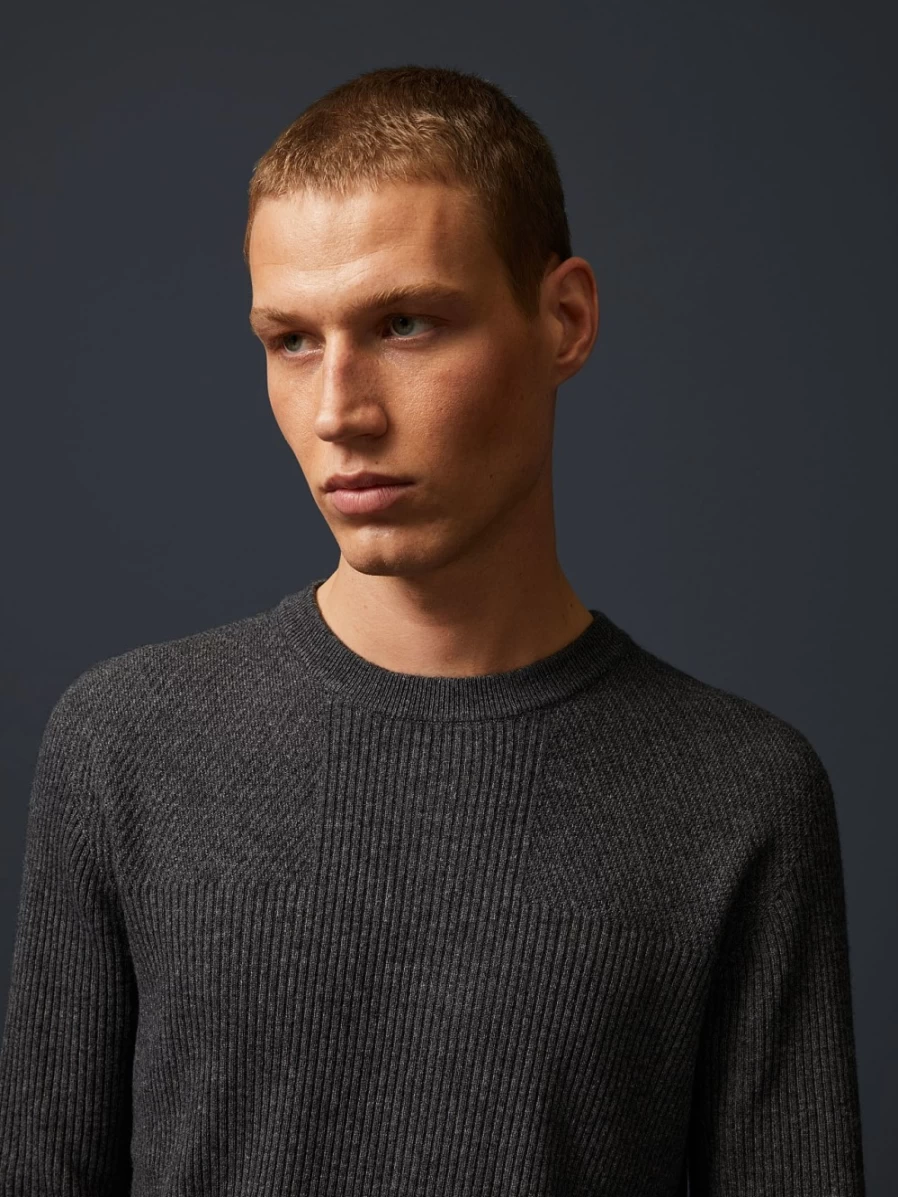 AlphaTauri Men's Grey Cashmere-Blend Crewneck Sweater - Soft Seamless Knit