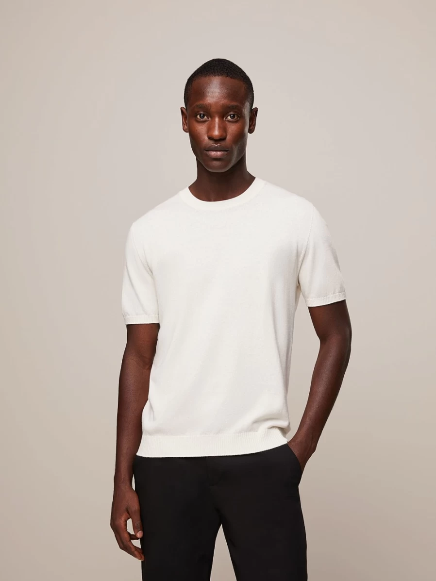 AlphaTauri Men's Ivory Seamless 3D Knit Merino-Blend T-Shirt - Comfort & Style