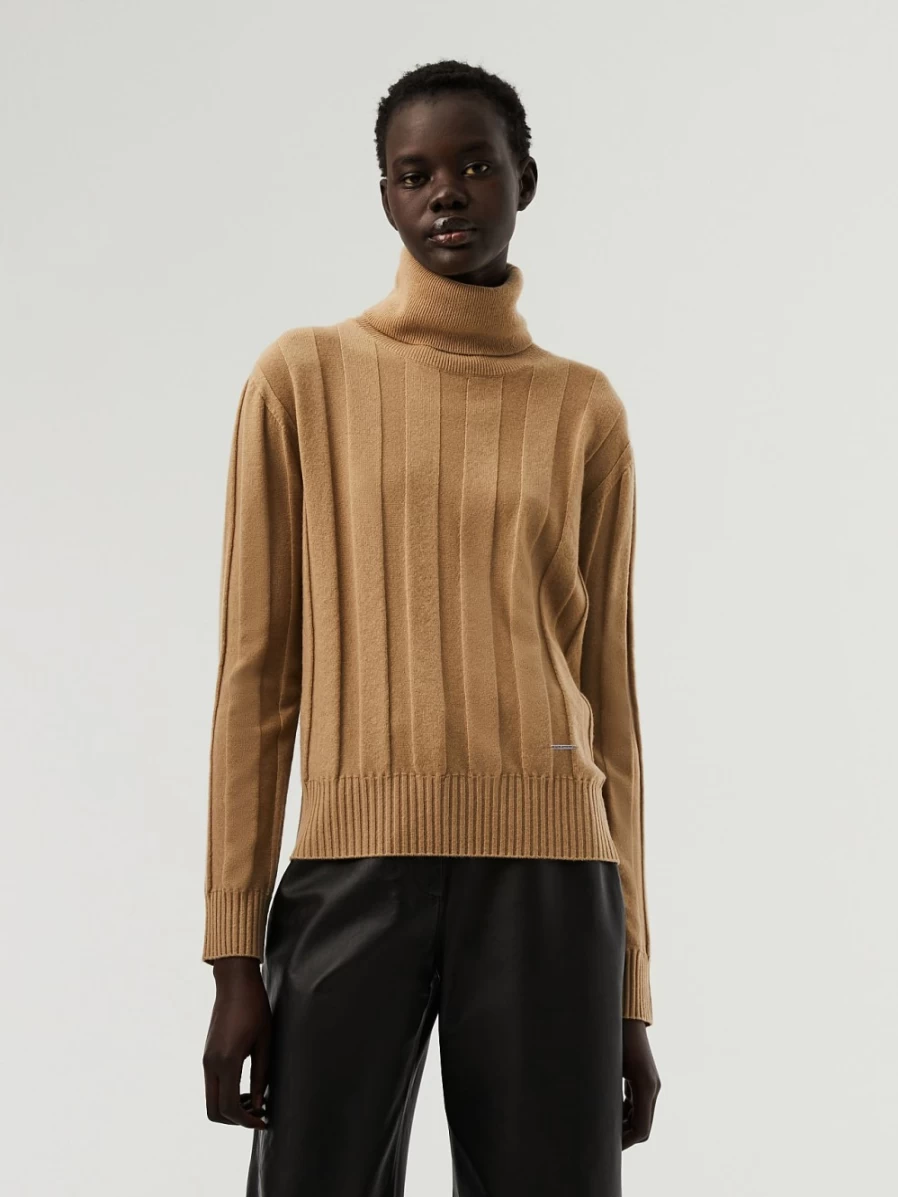 AlphaTauri Women's 3D Knit Cashmere-Blend Turtleneck Sweater in Brown/Beige | Seamless Comfort