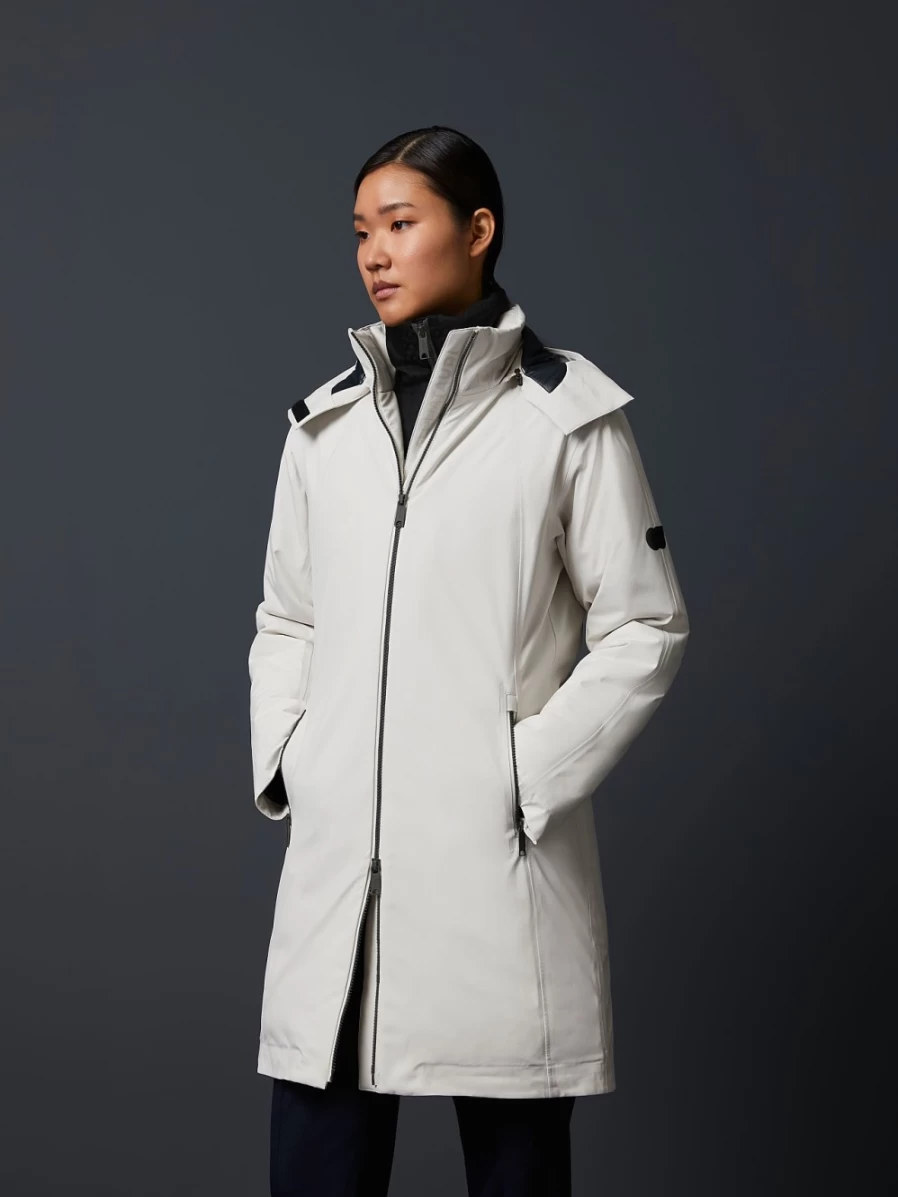 AlphaTauri Women's Sand Packable Waterproof Taurobran® Parka Jacket